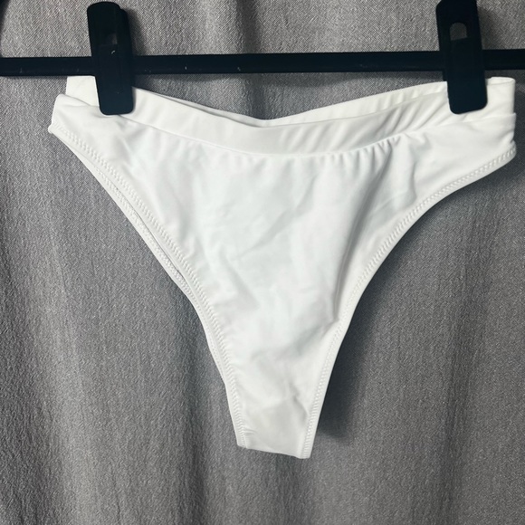 White bikini bottoms - Picture 5 of 5